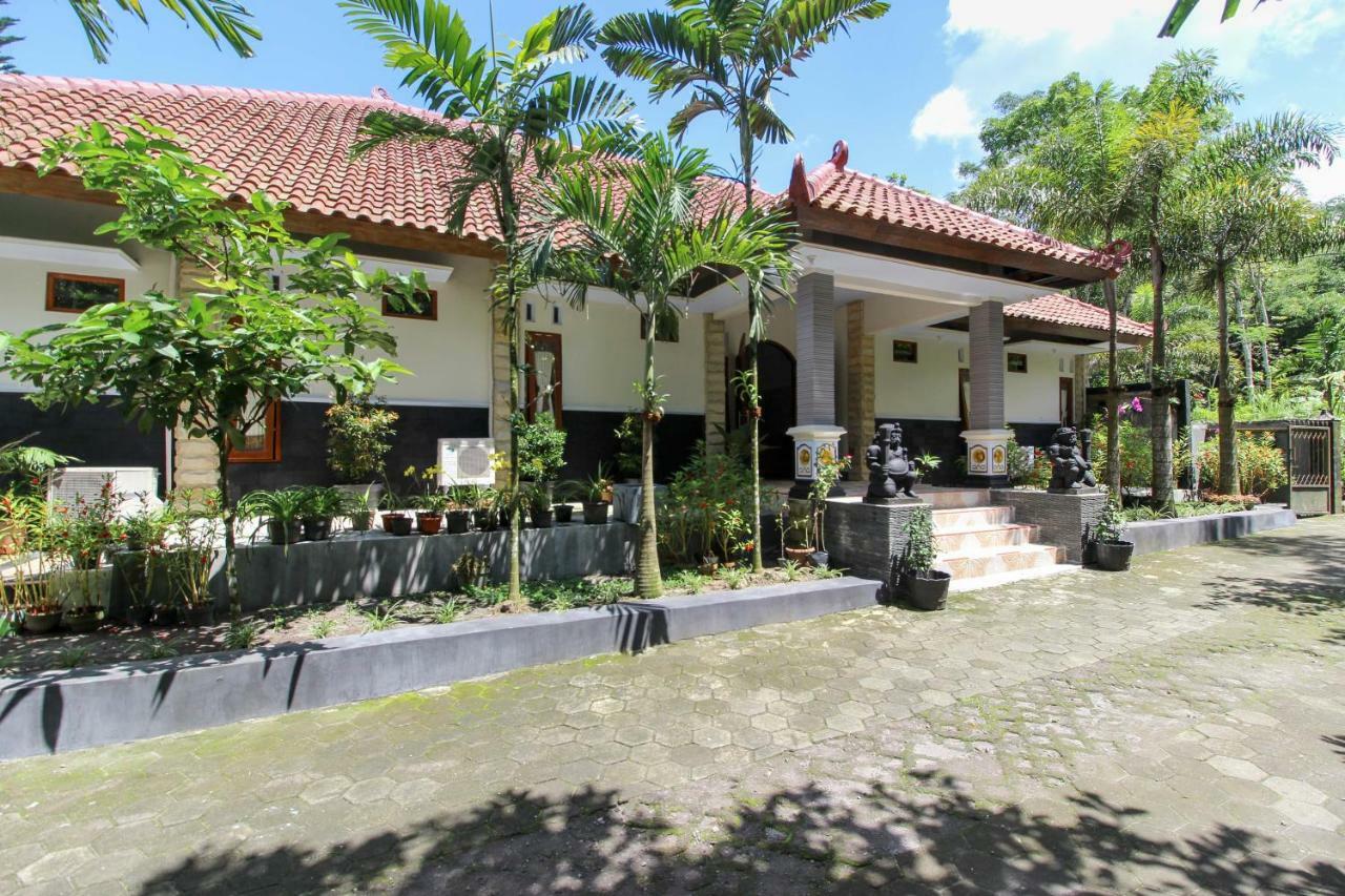 Reddoorz Near Museum Gunung Merapi Калиуранг Экстерьер фото